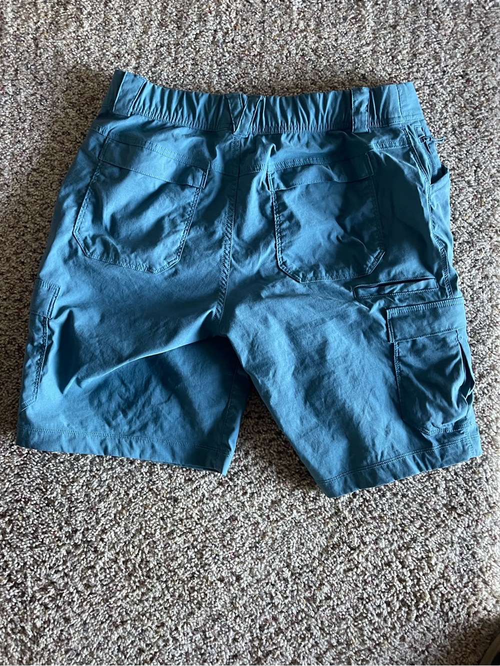 Duluth Trading Co Teal Women's Cargo Shorts - Picture 2 of 6